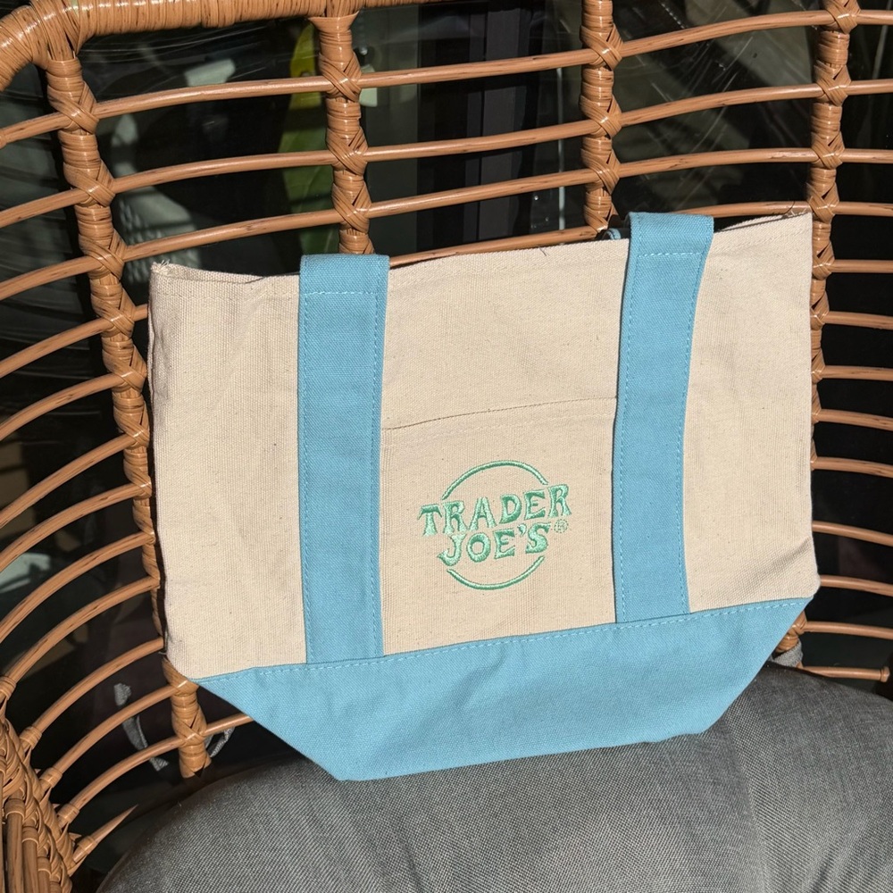 Trader Joe’s Mini Canvas Tote Bag | Pastel | Set of 4 - Picture 7 of 14